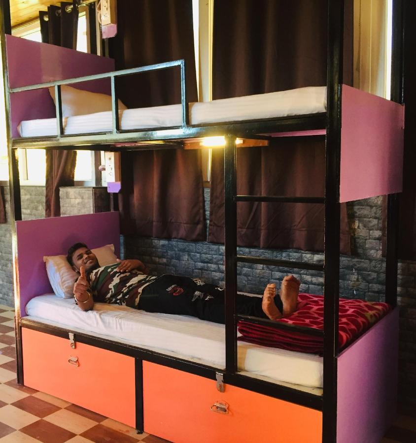 Hotel Cosy Nook Rishīkesh Екстериор снимка