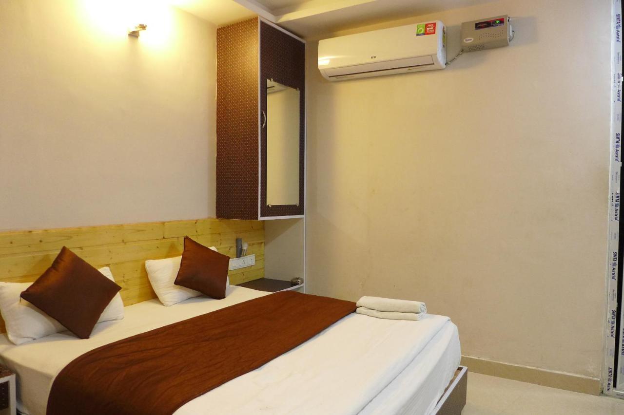 Hotel Cosy Nook Rishīkesh Екстериор снимка
